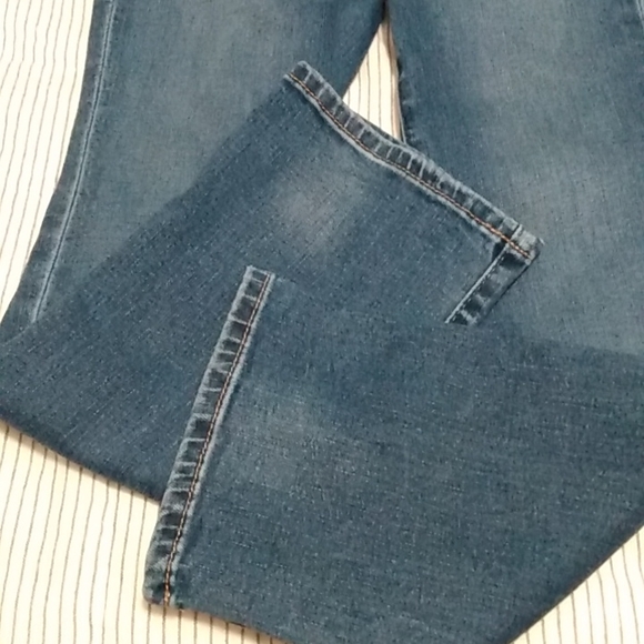 Girls Gap Boot Cut Jeans - Picture 4 of 5